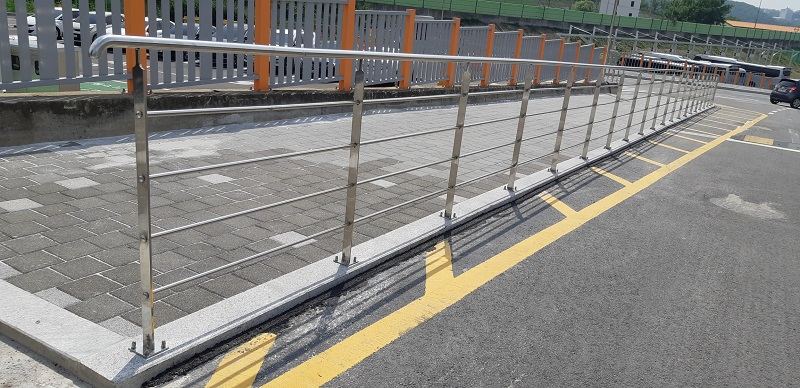 핸드레일 스텡파이프 38.1.스텐평철50*9.0t