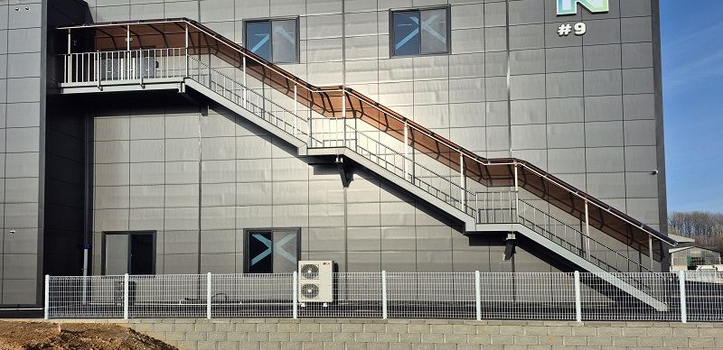 계단캐노피 .스텐파이프 50*50 알루미늄전용바 60*30외 폴리카보네이트3.0t